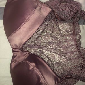 Victoria Secret Brallete! Brand new, never worn.